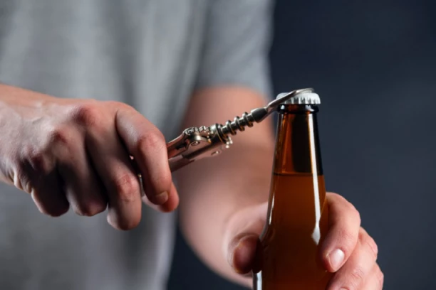 POTROŠAČI OD NASTANKA LAV PIVA PILI KUKURUZNU KRUPICU? Oglasili se iz kompanije, udruženje potrošaca objavilo odgovor