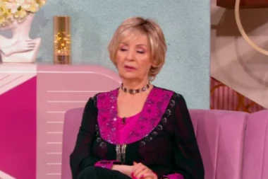 SAD JE SVE NA IZVOL'TE: Lepa Lukić otkrila TAJNO mesto za vođenje ljubavi, svi zanemeli u studiju!