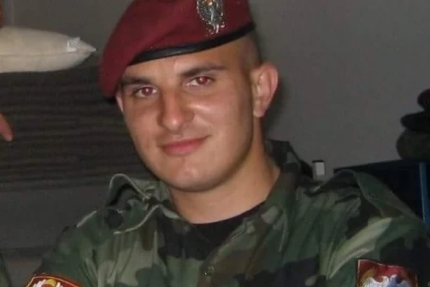 NEMA GA VEĆ ČETIRI MESECA! Misterija nestanka Aleksandra iz Borče i dalje traje: Strastveni navijač Partizna, bio odan ubijenom Kići