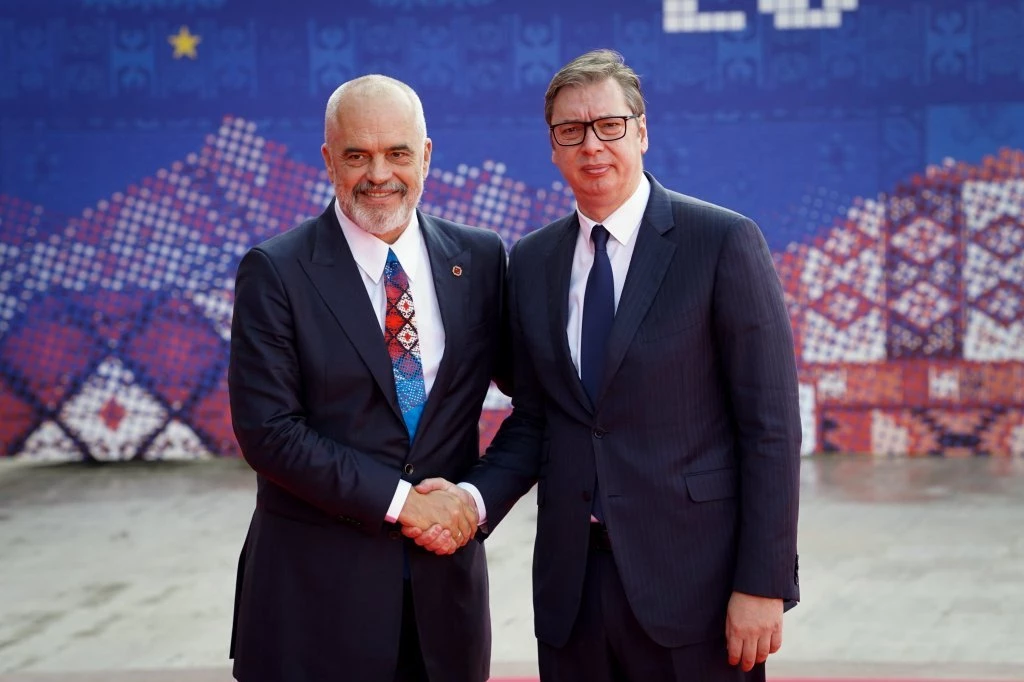 "PROŠIRENJE EU NIJE ČIN MILOSRĐA, VEĆ OBOSTRANO KORISNA INVESTICIJA"! Vučić i Rama u zajedničkom tekstu za nemački FAZ