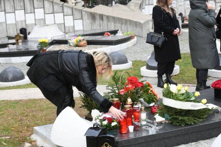 Pomen Džeju Ramadanovskom