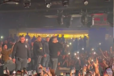 SKANDALOZNI SNIMAK NA KOM ALBANSKI REPER PSUJE SRBE ZGROZIO SVET! Usred Italije seje MRŽNJU i poziva na NASILJE! (VIDEO)