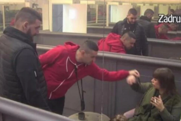 "NAPRAVIĆEŠ NEKI MASAKR OVDE" Zola i Bebica udruženim snagama urnisali Miljanu, ona zakukala: Nije mi dobro! (VIDEO)