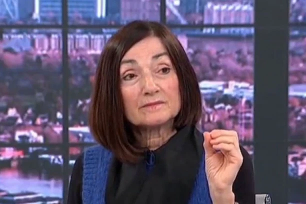 PRLJAVA IGRA ŠOLAKA: Hteo da se Vučiću u Tirani postavi pitanje slobode medija (VIDEO)