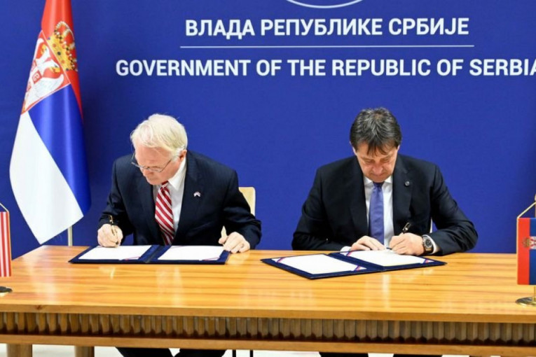 Kristofer Hil i Bratislav Gašić