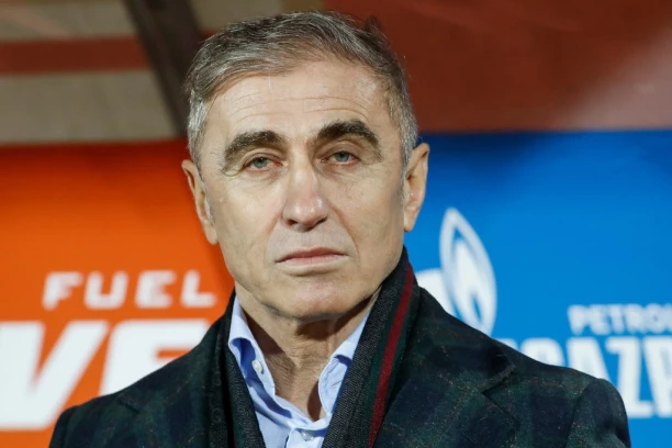 JEŠIĆEVA TRAGEDIJA SLOMILA I LEGENDE ZVEZDE! Đurovski nije krio emocije: Upravo pričam sa Džajićem, velika tuga!