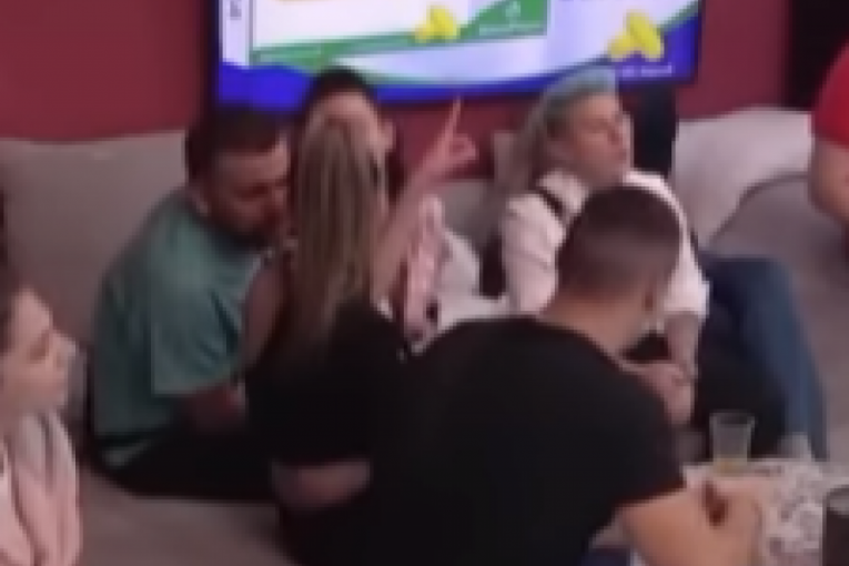 Mikica Bojanić i Sofija Una bliski