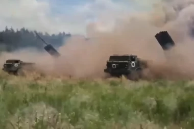 JOŠ JEDNA ZEMLJA KUPUJE HIMARS! Evo koliko su iskeširali za kupovinu ovog raketnog sistema