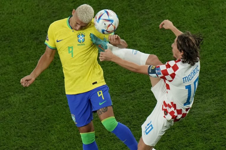 Hrvatima OPROŠTEN penal - Brazil silovito krenuo u drugom poluvremenu!