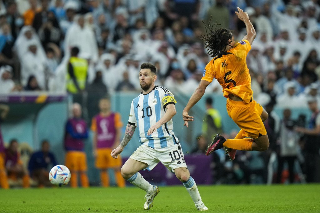 Lionel Mesi na meču Holandija - Argentina