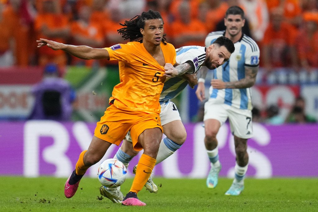 Lionel Mesi na meču Holandija - Argentina