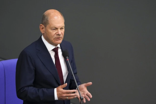 IZJAVA NEMAČKOG KANCELARA KOJA JE MNOGE ŠOKIRALA: Rusiji treba dati drugu šansu