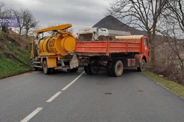 SRBI SA SEVERA KIM POSTAVLJAJU BARIKADE! Uhapšen Srbin koji je radio u kosovskoj policiji!