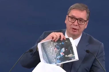 VUČIĆ POKAZAO FOTOGRAFIJE: Što lažete? Koga lažete? Ovo je ROSU sa dugim cevima, specijalcima su prsti na obaraču (FOTO)