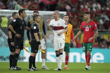 TAKO SE BORI ZA REPREZENTACIJU: Portugalci će večno pamtiti Pepeov gest (VIDEO)