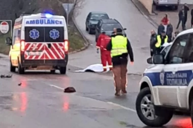 POGINULA DEVOJČICA NA PUTU ZA ŠKOLU! Teška nesreća kod Novog Pazara! (FOTO)