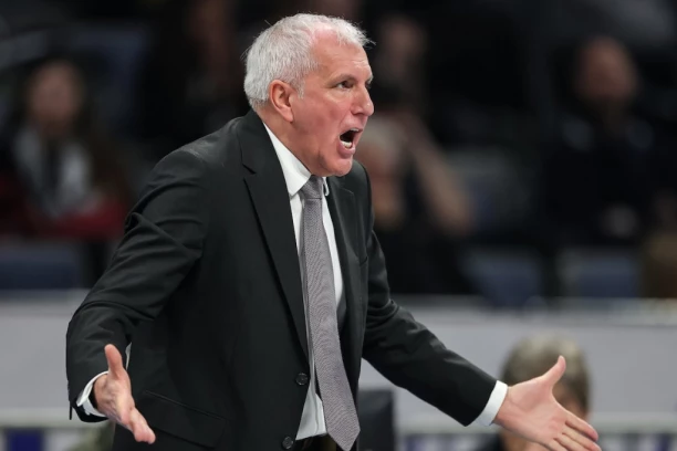 ŽOC MAŠE BELOM ZASTAVICOM? Obradović SUROVO iskren pred Asvel!