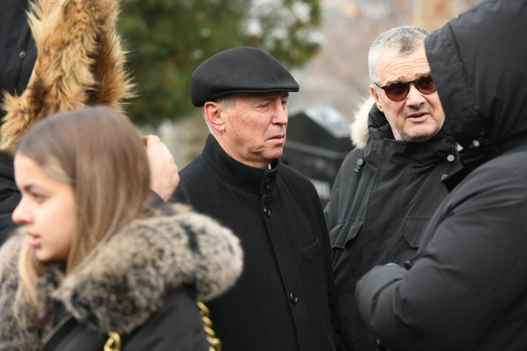 Sahrana Miodraga Ješića