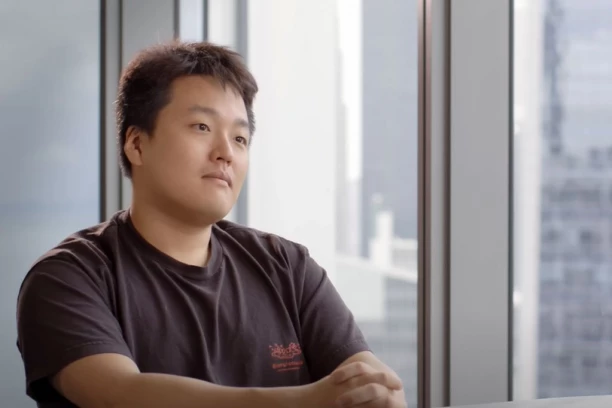 KRALJU KRIPTOVALUTA ČETITI MESECA ZATVORA: Osnovni sud u Podgorici doneo odluku - ovo je presuda za najtraženijeg begunca!