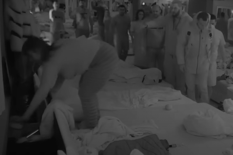 Miljana uništava Anitine stvari, ona urla iz petnih žila Zadruga 6