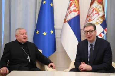 VUČIĆ PRIMIO NADBISKUPA STANISLAVA HOČEVARA U OPROŠTAJNU POSETU: Beograd će uvek biti Vaša kuća! (FOTO)