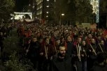 HAOS U GRČKOJ! Hiljade ljudi na ulicama zbog UBISTVA TINEJDŽERA (16)! (FOTO/VIDEO)