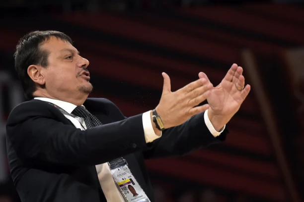 OGLASIO SE ATAMAN PRED PARTIZAN: "Igramo u jednoj od najtežih Arena - protiv veoma važnog trenera!"