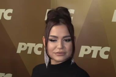 MLADENOVIĆKA UDARILA PO POROCIMA, PA DIVLJALA PO PUTU: Pevačica nagazila do 150 na sat!