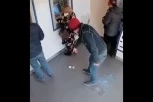 OPREZ, OVO JE STRAŠNO! Prevaranti vrebaju, novi primeri "libanske klopke" na bankomatu! (VIDEO)