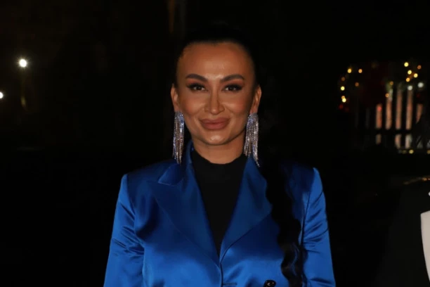 OVO JE BRAT ANDREANE ČEKIĆ! Zbog pevačice NOKAUTIRAO kuma, a OVO je razlog! (FOTO)