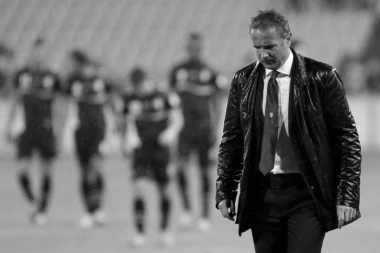 EMOTIVNIJE NIJE MOGLO: Crvena zvezda se OPROSTILA od Siniše Mihajlovića