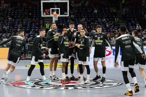 GROBARI U DELIRIJUMU: Partizan dobija VELIKO POJAČANJE u reketu!