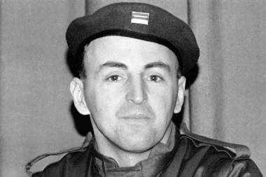 POSLEDNJA ARKANOVA FOTOGRAFIJA BUDI JEZU! Na njoj njih trojica, detalj otkriva posebnu misteriju! (FOTO)