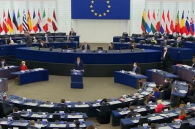 UKRAJINI I MOLDAVIJI SE OTVARAJU VRATA EVROPSKE UNIJE: Evropska komisija preporučila otvaranje pristupnih pregovora