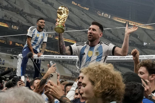 SVI U ČUDU: Mesi ŠOKIRAO planetu posle osvajanja Svetskog prvenstva!