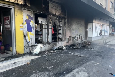 MANIJAK TERORIŠE CEO KVART U CENTRU BEOGRADA! Izbušio gume na patrolnim kolima: Sumnja se da je zapalio supermarket!