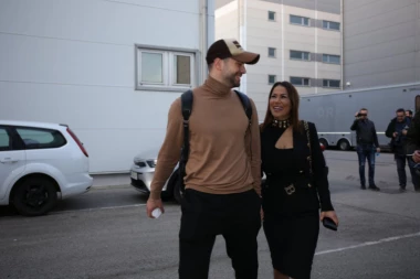 PEVAČICA BESNA ZBOG NOVOG DEČKA: Mina Kostić odbrusila - KAKVO JE TO PITANJE?