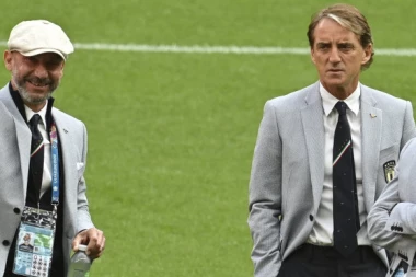 Legendarni Italijan u TEŠKOM STANJU! Hitno primljen u bolnicu, lekari mu se BORE ZA ŽIVOT!