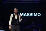 "RAZLOG DA BUDEM TU": Legendarni Masimo Savić dobio spomen klupu u Puli, njegova udovica rasplakala sve!