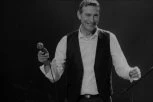 OVO SU NAJVEĆI HITOVI MASIMA SAVIĆA: Čuveni pevač će ostati upamćen po najemotivnijim stihovima, mnogi su plakali zbog njegovih pesama (VIDEO)