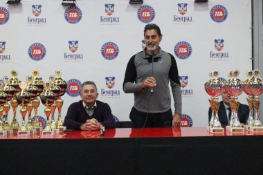 Nenad Zimonjić podelio pehare i priznanja najuspešnijim u 2022. na svečanosti Teniskog saveza Beograda