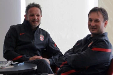 MIHO MOJ, TEK JE TREBALO DA POBEĐUJEMO: Kum Siniše Mihajlovića emotivan na godišnjicu smrti