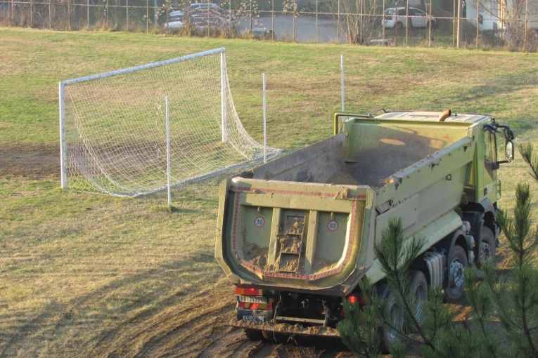 SLOŽNI U REŠAVANJU PROBLEMA: Na proleće će napokon igrati na svom terenu!