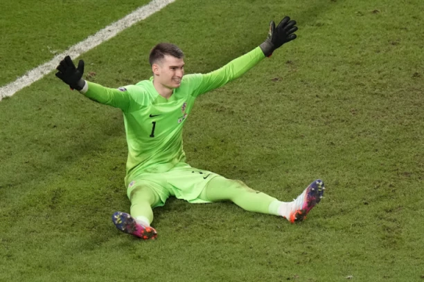 BRANIĆE U PREMIJER LIGI! Englezi KRADU Livakovića: Hrvatski golman pred TRANSFEROM KARIJERE!