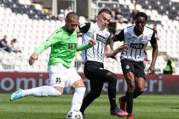 DETALJI DRAME NA PUTU! Đakovac OTKRIO kako su on i saigrači SPREČILI TRAGEDIJU!