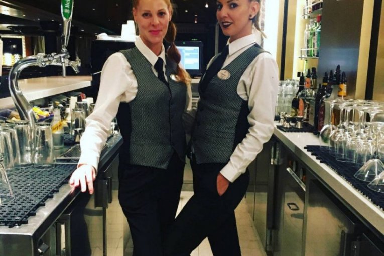 Branka Bojić sa koleginicom