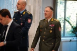 GENERAL MOJSILOVIĆ SE HITNO UPUTIO U RAŠKU! Završen sastanak Vučića sa vojnim vrhom!