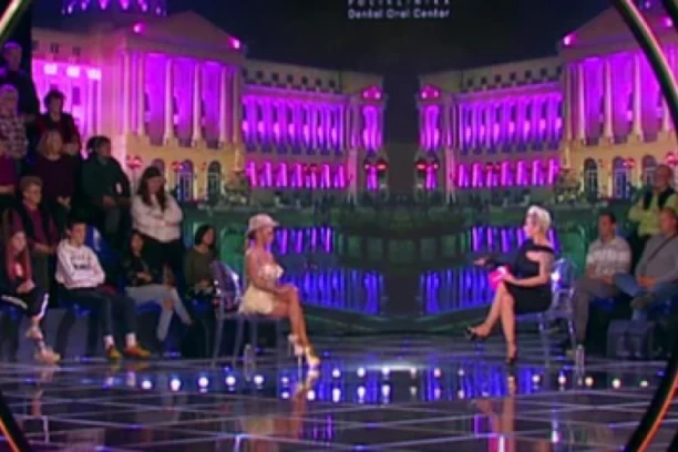 OVA TAKMIČARKA JE NOVA UČESNICA "ZADRUGE 6": Matora prebledela kada je videla na vratima Bele kuće! (VIDEO)