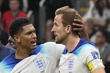 SVI SU SE PITALI GDE JE NA MARAKANI, KAD ONO... Belingam eksplicitnim fotografijama sa devojkom napravio SKANDAL u medijima!