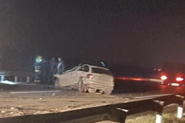 TEŠKA NESREĆA KOD ALEKSINCA: Lančani sudar na auto-putu, ima mrtvih (FOTO)